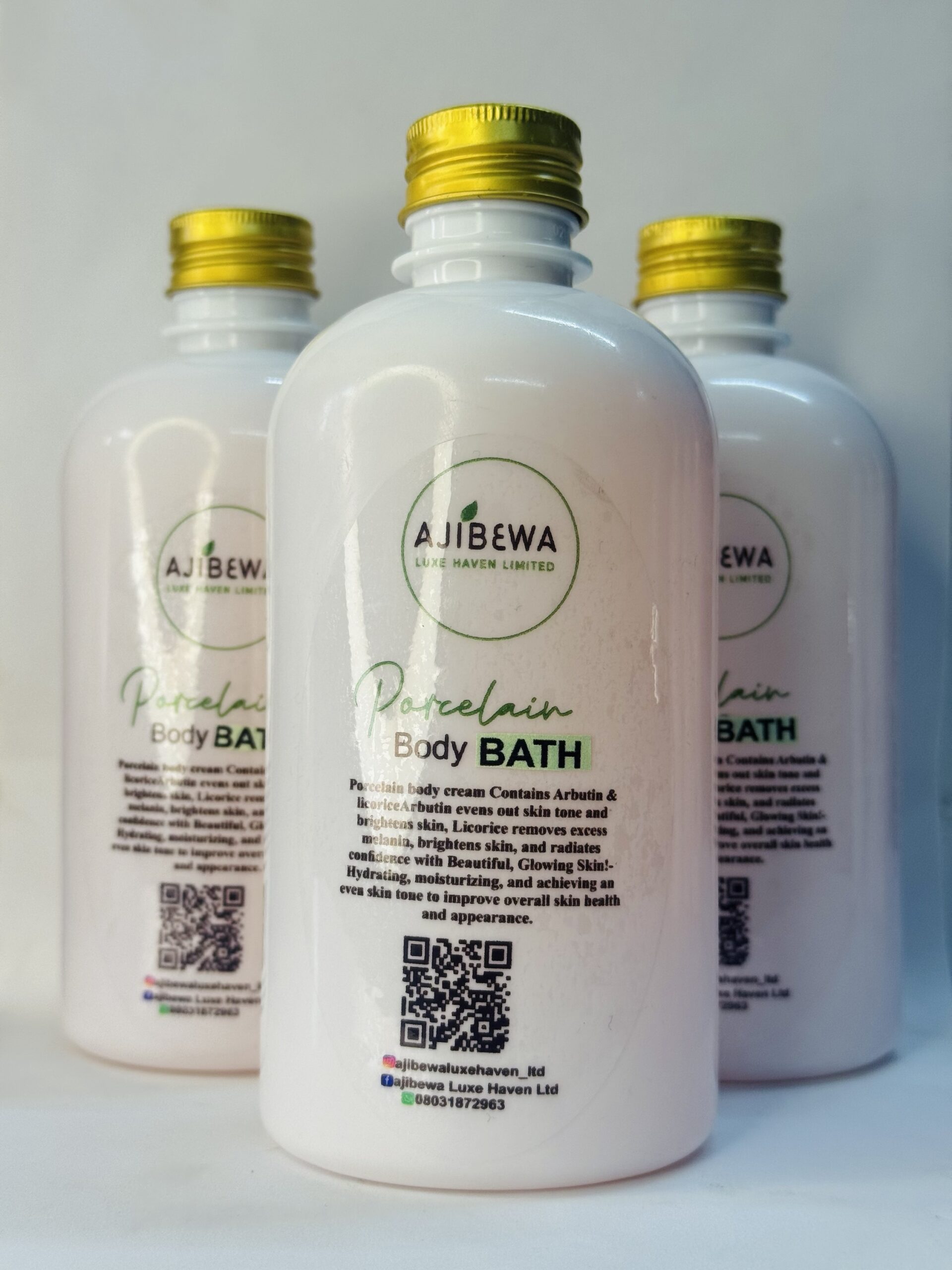 Porcelain shower bath